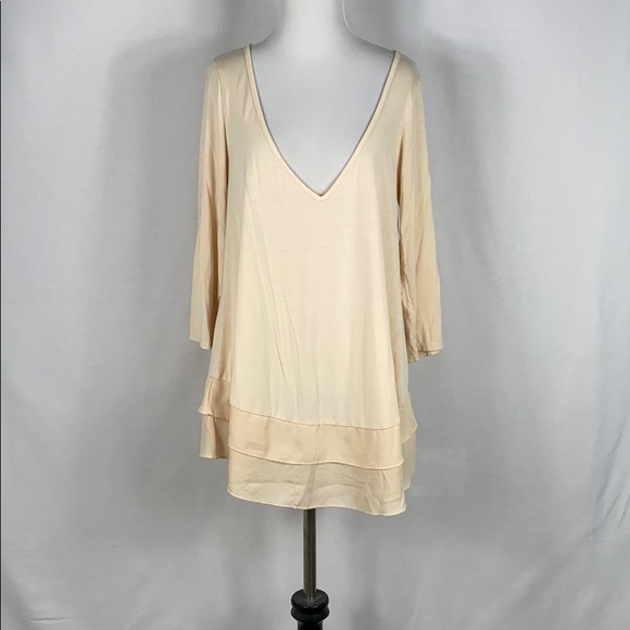 BKE Tops - BKE Red top size Medium